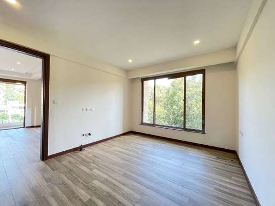 3 Bed Apartment with En Suite in Westlands Area image 6