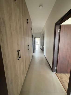 3 Bed Apartment with En Suite in Parklands image 11