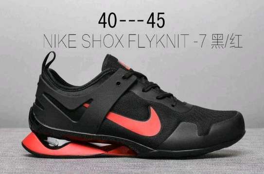 Nike shox 2025 flyknit price