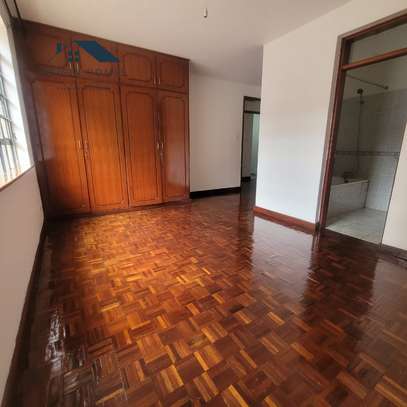 2 Bed Apartment with En Suite at Kilimani image 10