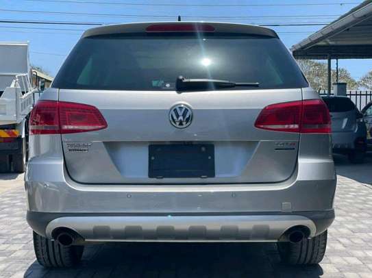 PASSAT ALLTRACK 2000cc Sunroof(MKOPO/HIRE PURCHASE ACCEPTED) image 4