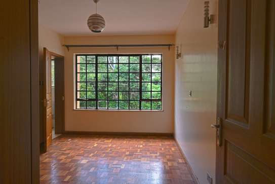 3 Bed Apartment with En Suite in Upper Hill image 3