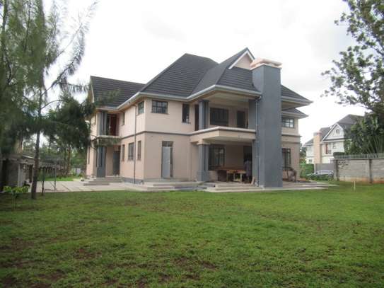 5 Bedrooms Townhouse For Sale in Garden Estate image 2