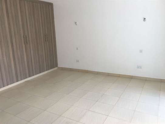 2 Bed Apartment  in Kilimani image 14