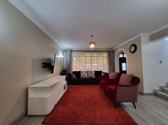 3 Bed Townhouse with En Suite in Windsor image 3