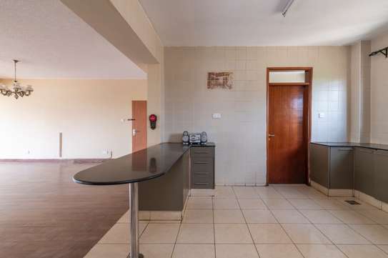 3 Bed Apartment with En Suite in Westlands Area image 17