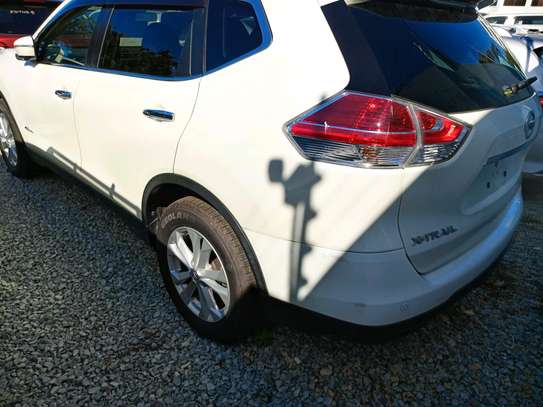 Nissan Xtrail sunroof image 3
