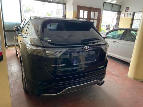 Toyota Harrier with only 39k km image 4