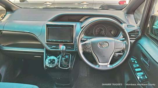 Toyota Voxy ZS Purple 2018 2wd image 7