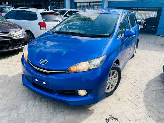 Toyota wish blue image 3
