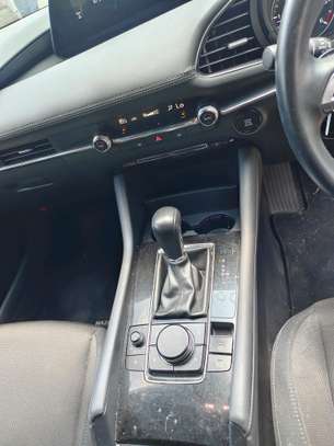 Mazda 3 Axela Petrol 2019 sport 1500cc image 9