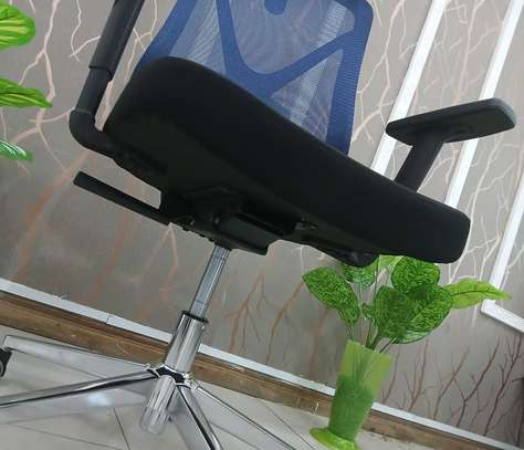 Office Chair: Mesh Back Office Chair image 2