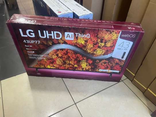 UHD 43"LG TV image 1