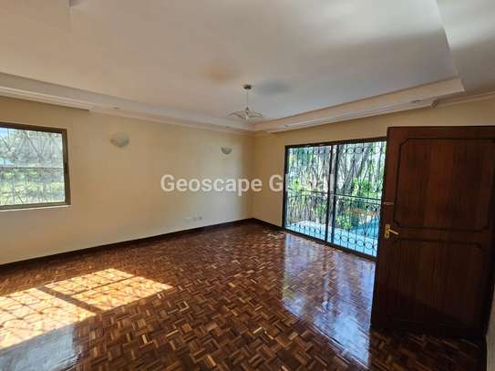2 Bed House with En Suite in Thigiri image 13