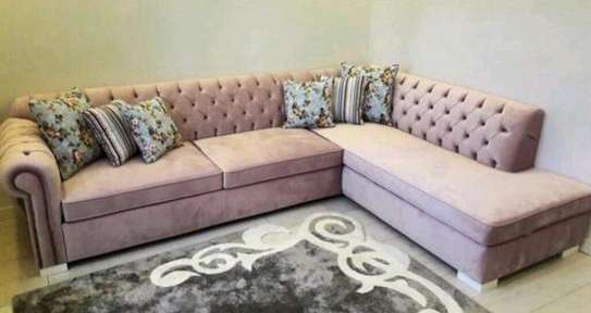 Six seater pink chesterfield sofa/sectional couch image 1