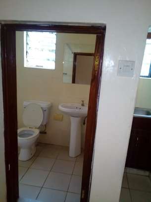 1 bedroom westlands for rent. image 5