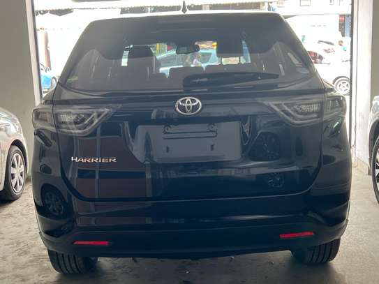 TOYOTA HARRIER(we accept hire purchase) image 2
