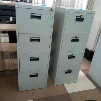4-drawer cabinet image 1