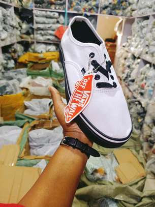 Vans off the wall size:36-45 image 1