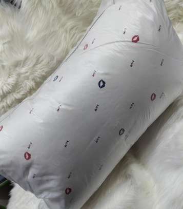Bed pillows image 3