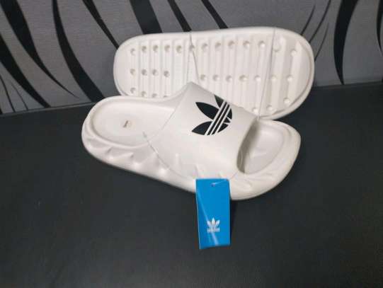 Adidas Yeezy Slides size:40-45 image 5