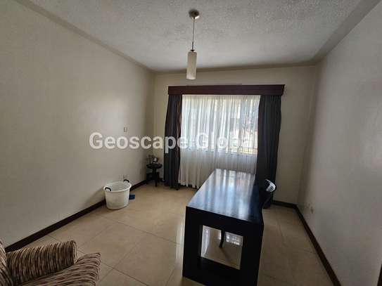 4 Bed House with En Suite in Spring Valley image 9