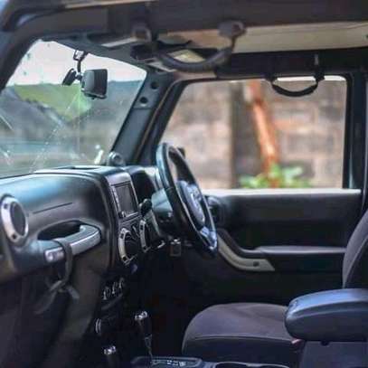 2014 jeep Wrangler image 4