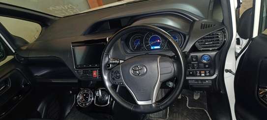 Toyota Noah WxB White 2018 image 13