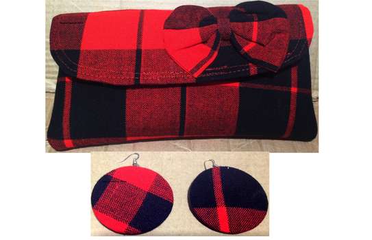 Womens Red Maasai clutch and matching earrings image 2