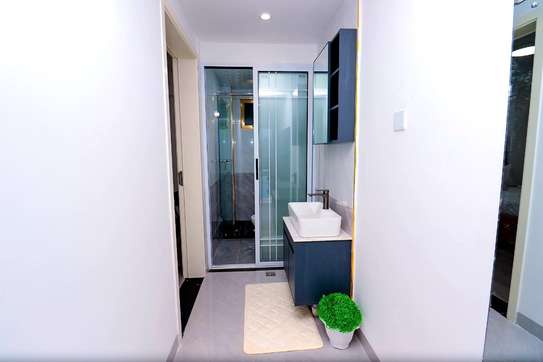 Furnished 3 Bed Apartment with En Suite at Wood Avenue image 22