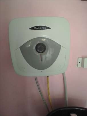 Aristom Salt and Fresh Water Heater image 1