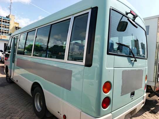 Mitsubishi Rosa manual diesel image 9