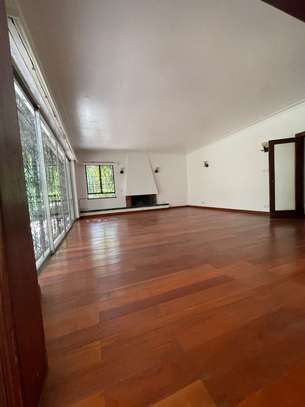 4 Bed Townhouse  in Muthaiga image 2