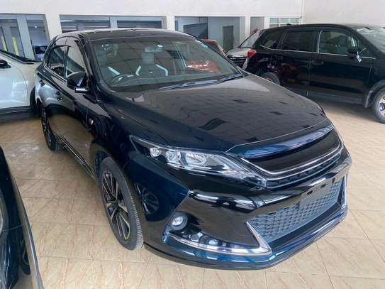 Toyota Harrier GS 2017 image 1