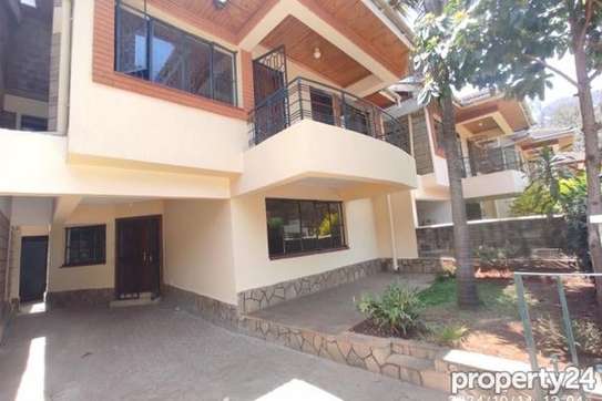 5 Bed Townhouse with En Suite at Lavington Green image 15