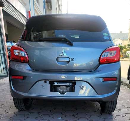 MITSUBISHI MIRAGE image 7