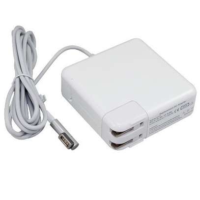 MacBook 85W MagSafe Power Adapter image 2