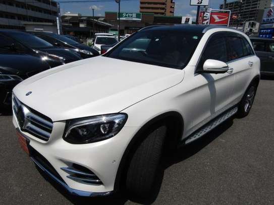 Mercedes Benz GLC-250 FULLY LOADED image 8