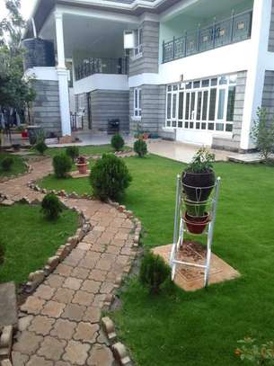 5 Bedrooms for sale in Katani image 3