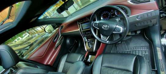 Toyota harrier fully loaded image 6