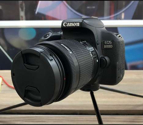 Canon Eos 800D Camera with 18-55mm stm lens image 2