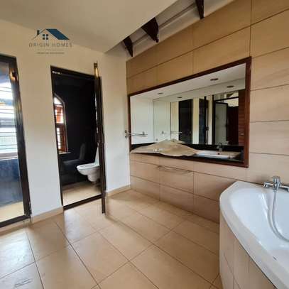5 Bed House with En Suite at Runda Drive image 24