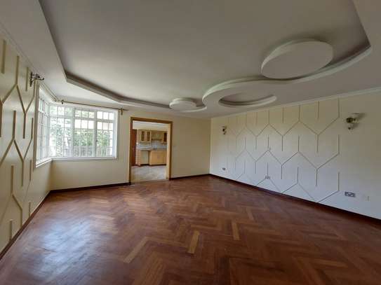 10 Bed House with En Suite at Runda Road image 3