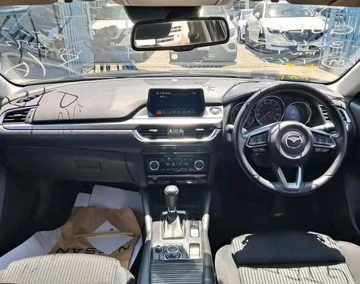 Mazda atenza Petrol image 2