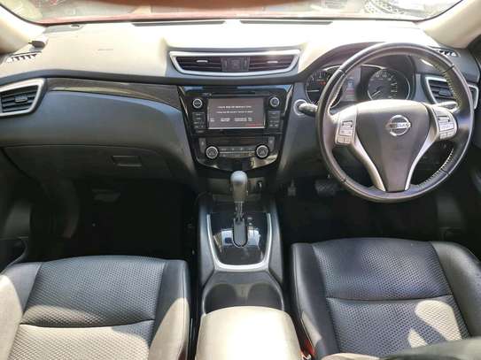 Nissan X-trail red 7seater 2016 image 2