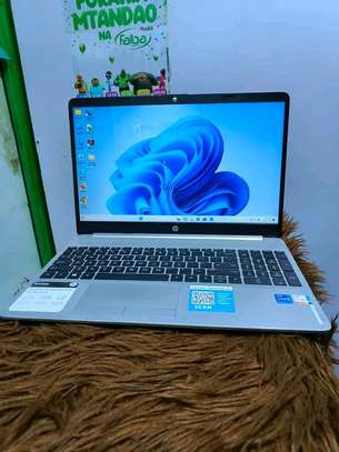 Hp Notebook 250 G8 image 4