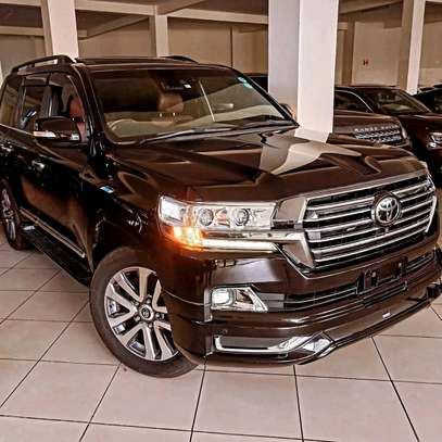 Toyota Land cruiser ZX V8 Black 2018 image 2