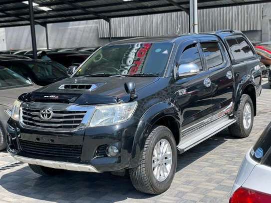 AUTOMATIC HILUX (MKOPO ACCEPTED) image 1