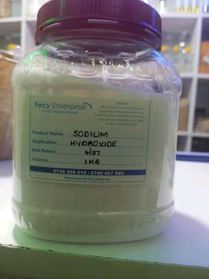 Sodium Hydroxide (Caustic Soda) , Lye image 1