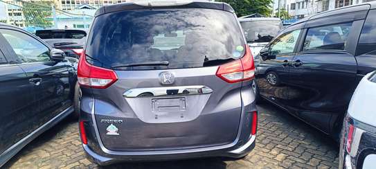 Honda Freed Non hybrid Grey 2018 image 10